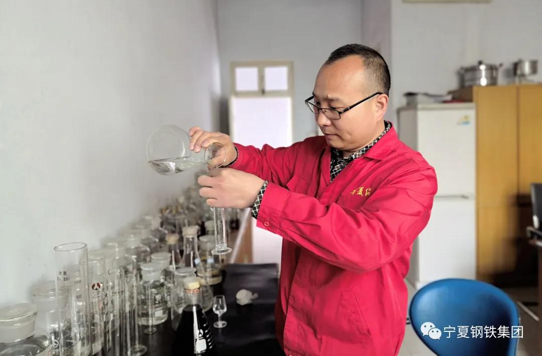 23年“以酒為伴，因酒結(jié)緣”的寧夏紅老羅